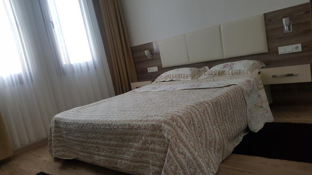Burak Apart Hotel Fethiye Exterior photo