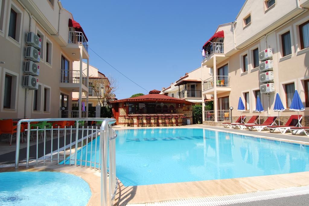 Burak Apart Hotel Fethiye Exterior photo